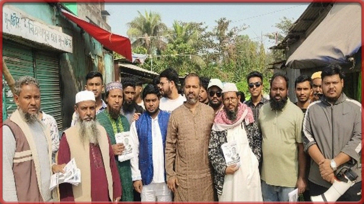 শাপলা কলি প্রতীকে ভোট চেয়ে লৌহজংয়ের মাওয়া বাজারে ব্যাপক গণসংযোগ চালালেন মাজেদুল ইসলাম - TSB News 24